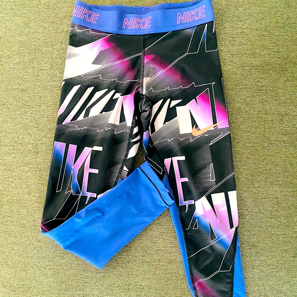 Girls Nike Legging